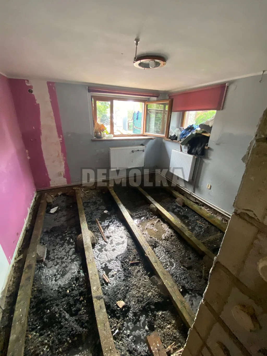 Profesjonalna pomoc po zalaniu - Remont mieszkania | DEMOLKA Jelenia Góra